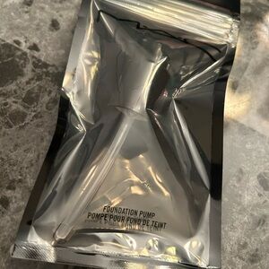 Mac NIB Foundation Pump